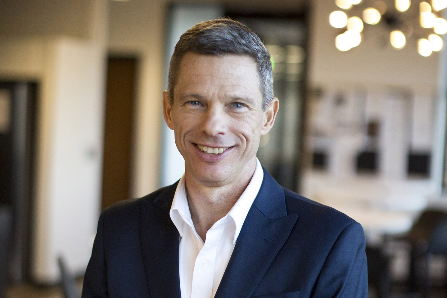 FORD EXECUTIVE DISCUSSES FUTURE OF ELECTRIC VEHICLES DURING NOVEMBER